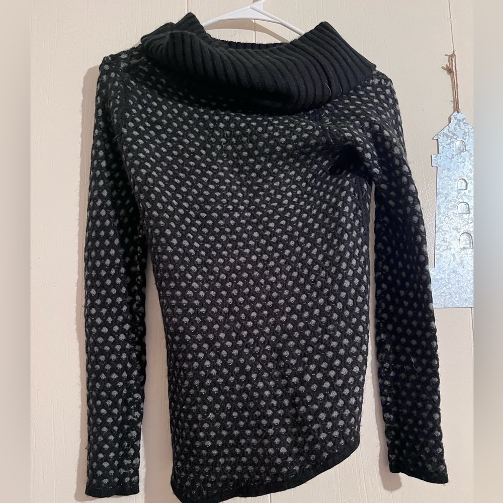 COPY - Turtleneck Sweater